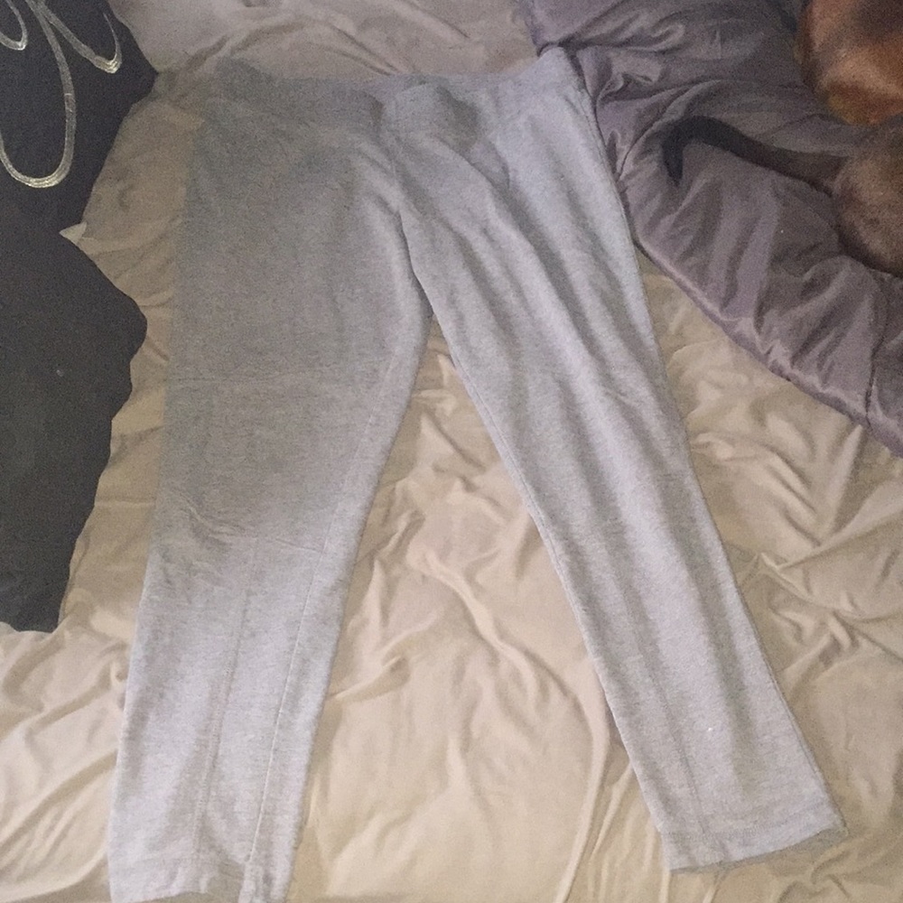 Grey leggings